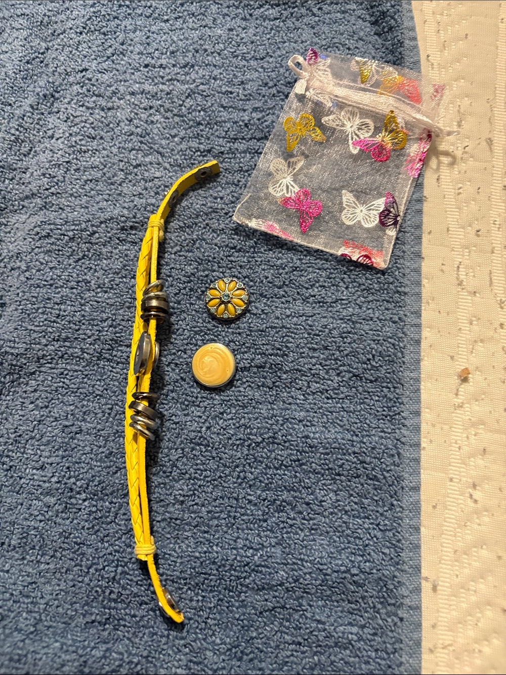 Yellow Braided Leather Bracelet with Floral Charms 18:20 mm
